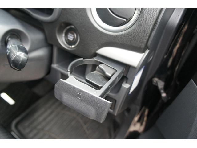 ワゴンRスティングレー T プッシュスタート パドルシフト オートライト HIDヘッドライト オートエアコン エアバッグ ミュージックプレイヤー接続可能 スマートキー(52枚目)