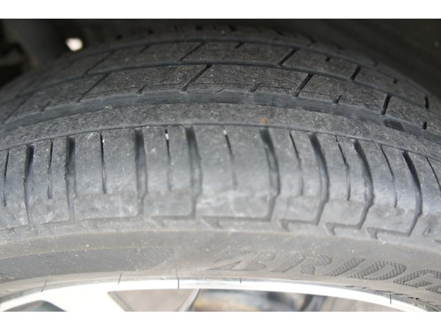 ワゴンRスティングレー T プッシュスタート パドルシフト オートライト HIDヘッドライト オートエアコン エアバッグ ミュージックプレイヤー接続可能 スマートキー(62枚目)