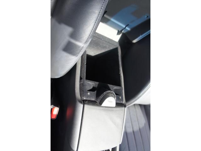 スカイラインクロスオーバー ３７０ＧＴ　タイプＰ　３６０°カメラ　シートヒーター　純正ナビ　保証１年　ＥＴＣ　フルセグＴＶ　電動シート　プッシュスタート　スマートキー　コーナーセンサー（62枚目）