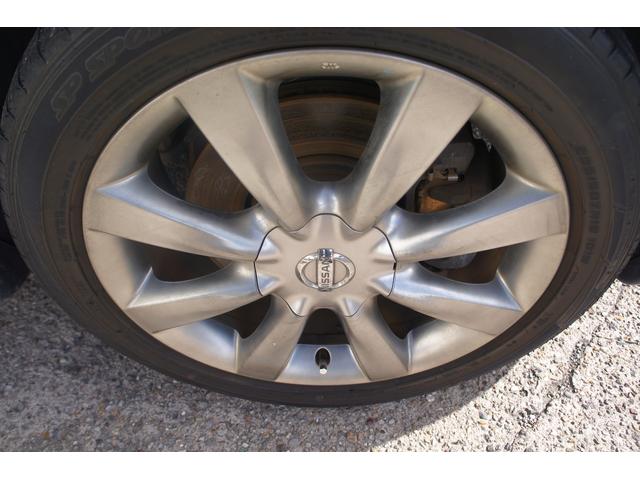 スカイラインクロスオーバー ３７０ＧＴ　タイプＰ　３６０°カメラ　シートヒーター　純正ナビ　保証１年　ＥＴＣ　フルセグＴＶ　電動シート　プッシュスタート　スマートキー　コーナーセンサー（70枚目）