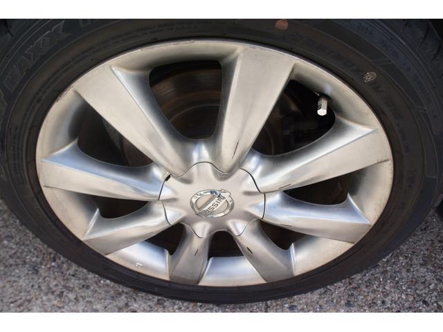 スカイラインクロスオーバー ３７０ＧＴ　タイプＰ　３６０°カメラ　シートヒーター　純正ナビ　保証１年　ＥＴＣ　フルセグＴＶ　電動シート　プッシュスタート　スマートキー　コーナーセンサー（72枚目）