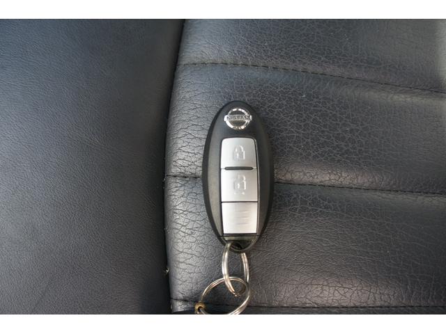 スカイラインクロスオーバー ３７０ＧＴ　タイプＰ　３６０°カメラ　シートヒーター　純正ナビ　保証１年　ＥＴＣ　フルセグＴＶ　電動シート　プッシュスタート　スマートキー　コーナーセンサー（78枚目）