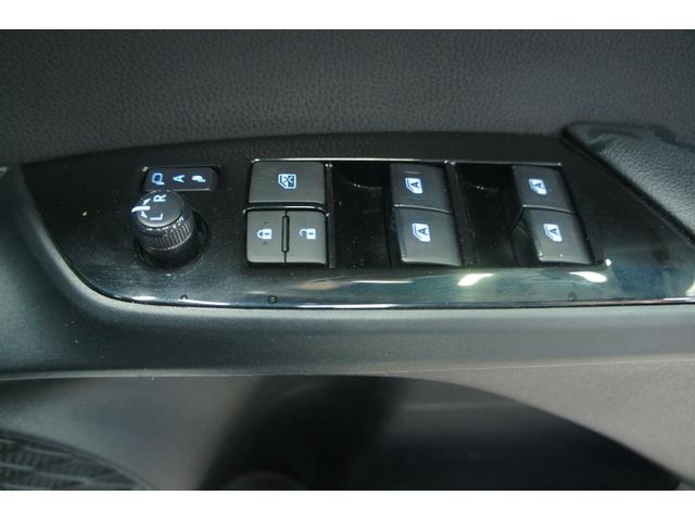 プリウス Ｓ　ナビ　ＴＶ　バックカメラ　ＥＴＣ　ドラレコ　保証１年　Ｂｌｕｅｔｏｏｔｈ接続　クルーズコントロール　オートマチックハイビーム　ドライブレコーダー　オートエアコン　プッシュスタート　キーレスエントリー（8枚目）