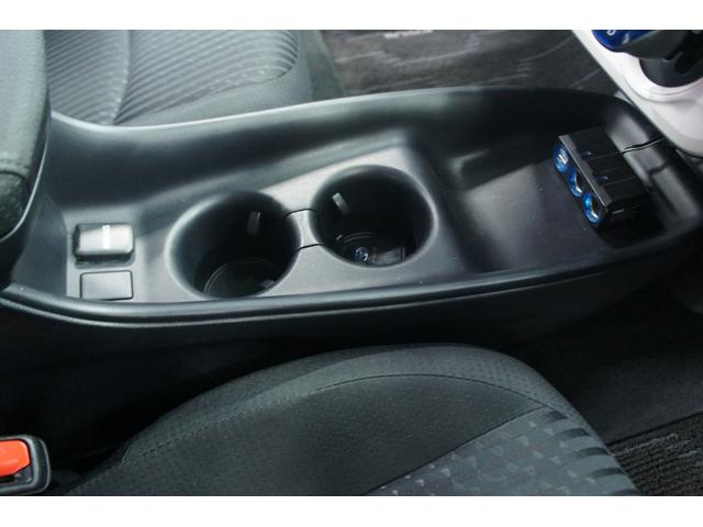 プリウス Ｓ　ナビ　ＴＶ　バックカメラ　ＥＴＣ　ドラレコ　保証１年　Ｂｌｕｅｔｏｏｔｈ接続　クルーズコントロール　オートマチックハイビーム　ドライブレコーダー　オートエアコン　プッシュスタート　キーレスエントリー（35枚目）