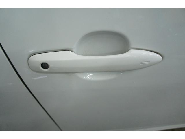 プリウス Ｓ　ナビ　ＴＶ　バックカメラ　ＥＴＣ　ドラレコ　保証１年　Ｂｌｕｅｔｏｏｔｈ接続　クルーズコントロール　オートマチックハイビーム　ドライブレコーダー　オートエアコン　プッシュスタート　キーレスエントリー（45枚目）