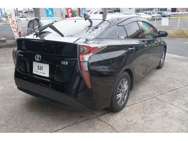 プリウス Ｓセーフティプラス　Ｂｌｕｅｔｏｏｔｈ対応ナビ／バックカメラ／ビルトインＥＴＣ／前ドライブレコーダー／ワンセグＴＶ／社外アルミホイール／オートライト／クルーズコントロール／オートエアコン／パワステ／エアバック（24枚目）