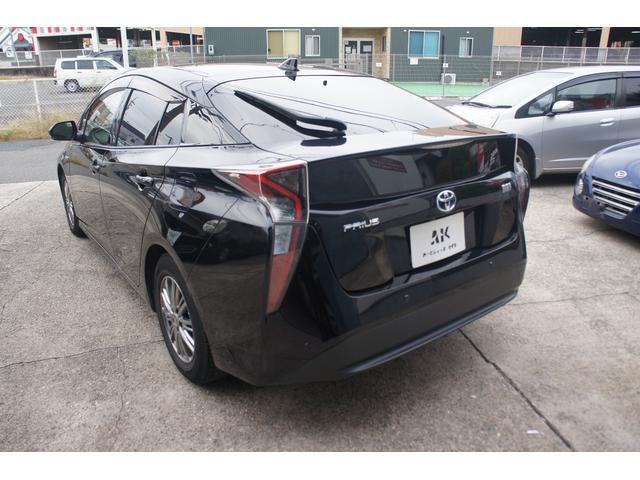 プリウス Ｓセーフティプラス　Ｂｌｕｅｔｏｏｔｈ対応ナビ／バックカメラ／ビルトインＥＴＣ／前ドライブレコーダー／ワンセグＴＶ／社外アルミホイール／オートライト／クルーズコントロール／オートエアコン／パワステ／エアバック（26枚目）