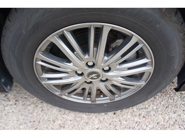 プリウス Ｓセーフティプラス　Ｂｌｕｅｔｏｏｔｈ対応ナビ／バックカメラ／ビルトインＥＴＣ／前ドライブレコーダー／ワンセグＴＶ／社外アルミホイール／オートライト／クルーズコントロール／オートエアコン／パワステ／エアバック（72枚目）