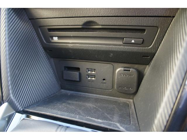 デミオ １３Ｓ　５ＭＴ／スポーティパッケージ／セーフティパッケージ／Ｂｌｕｅｔｏｏｔｈ対応純正ナビ／フルセグＴＶ／ＥＴＣ／車線逸脱警報／オートライト／横滑り防止／スマートキー＆プッシュスタート／１年保証付（11枚目）