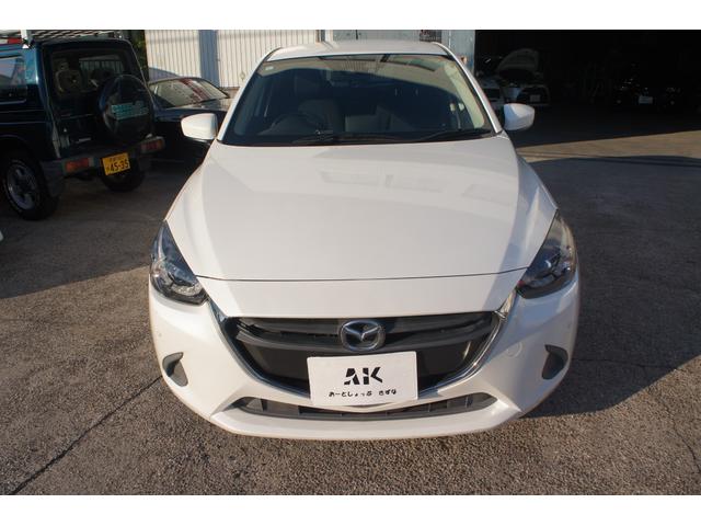 デミオ １３Ｓ　５ＭＴ／スポーティパッケージ／セーフティパッケージ／Ｂｌｕｅｔｏｏｔｈ対応純正ナビ／フルセグＴＶ／ＥＴＣ／車線逸脱警報／オートライト／横滑り防止／スマートキー＆プッシュスタート／１年保証付（16枚目）