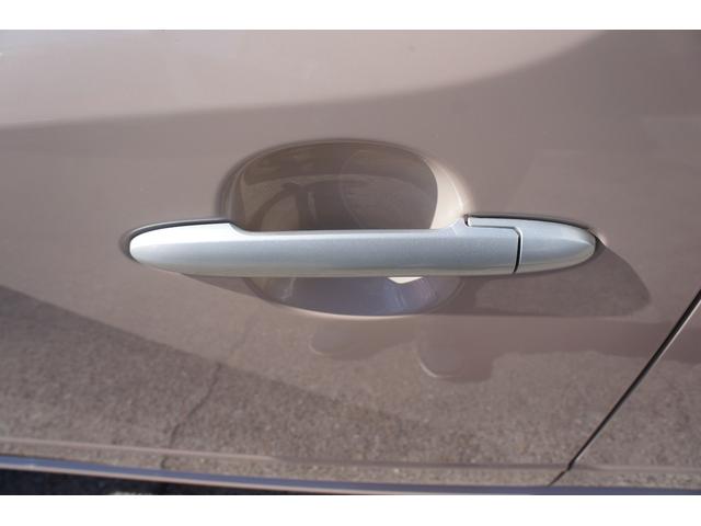 ミラココア ココアプラスＸ　ユーザー様買取車／Ｂｌｕｅｔｏｏｔｈ対応ナビ／フルセグＴＶ／スマートキー／ルーフレール／ＥＴＣ／オートエアコン／パワステ／エアバック／ＡＢＳ／フロントフォグランプ／ＯＢＤチェック済／１年保証付（33枚目）