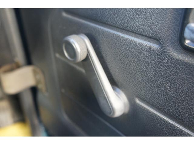 ジムニー ワイルドウインド　ユーザー様買取車／５ＭＴ／エアコン／パワステ／４ＷＤ／ターボ／フォグランプ／純正アルミホイール／ＥＴＣ／ルーフキャリア／ナビ／ワンセグＴＶ／水温計／ＯＢＤチェック済（11枚目）