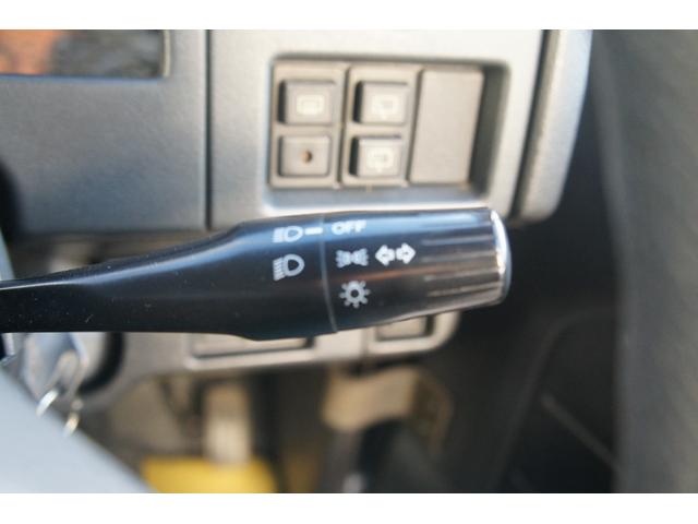 ジムニー ワイルドウインド　ユーザー様買取車／５ＭＴ／エアコン／パワステ／４ＷＤ／ターボ／フォグランプ／純正アルミホイール／ＥＴＣ／ルーフキャリア／ナビ／ワンセグＴＶ／水温計／ＯＢＤチェック済（12枚目）