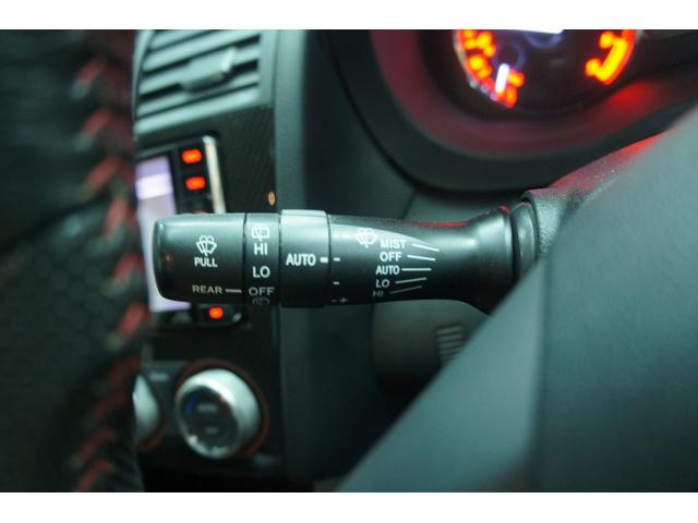 WRX STI STI 6MT/ナビ/フルセグTV/バックモニター/ETC/ハーフレザーシート/スマートキー&プッシュスタート/オートライト/パワーシート/LEDヘッドライト/OBDチェック済/1年保証付(12枚目)
