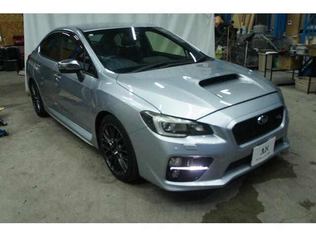 WRX STI STI 6MT/ナビ/フルセグTV/バックモニター/ETC/ハーフレザーシート/スマートキー&プッシュスタート/オートライト/パワーシート/LEDヘッドライト/OBDチェック済/1年保証付(16枚目)