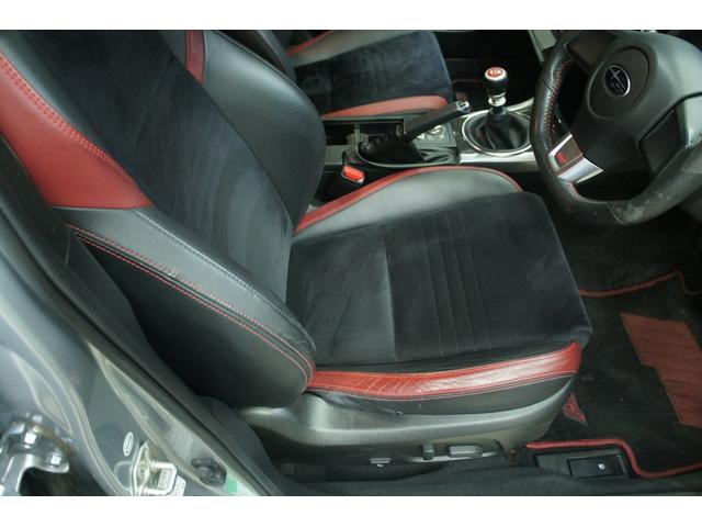 WRX STI STI 6MT/ナビ/フルセグTV/バックモニター/ETC/ハーフレザーシート/スマートキー&プッシュスタート/オートライト/パワーシート/LEDヘッドライト/OBDチェック済/1年保証付(43枚目)
