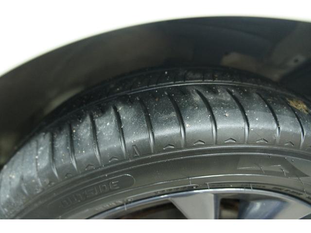 ソリオ ブラック＆ホワイトＩＩ　ナビ　フルセグＴＶ　ＥＴＣ　両側パワードア　保証１年　Ｂｌｕｅｔｏｏｔｈ接続　ＨＩＤヘッドライト　シートヒーター　ステアリングリモコン　オートライト　両側パワースライドドア　プッシュスタート（19枚目）