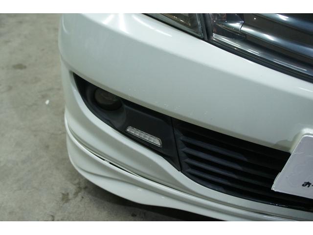 ソリオ ブラック＆ホワイトＩＩ　ナビ　フルセグＴＶ　ＥＴＣ　両側パワードア　保証１年　Ｂｌｕｅｔｏｏｔｈ接続　ＨＩＤヘッドライト　シートヒーター　ステアリングリモコン　オートライト　両側パワースライドドア　プッシュスタート（35枚目）