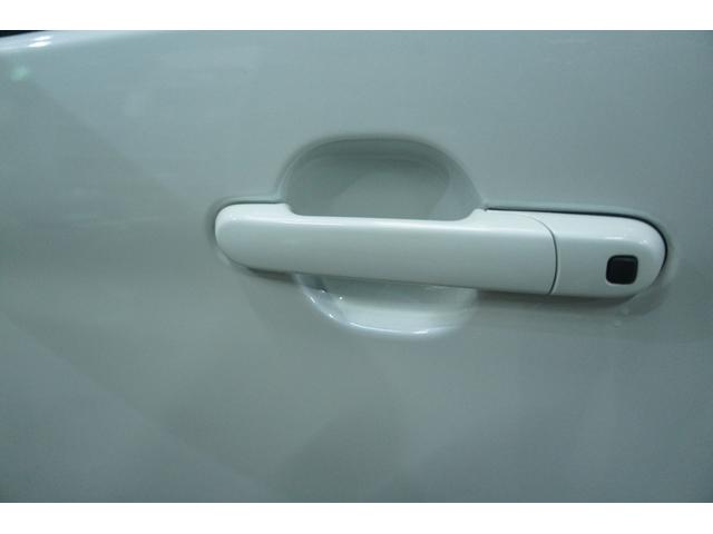 ソリオ ブラック＆ホワイトＩＩ　ナビ　フルセグＴＶ　ＥＴＣ　両側パワードア　保証１年　Ｂｌｕｅｔｏｏｔｈ接続　ＨＩＤヘッドライト　シートヒーター　ステアリングリモコン　オートライト　両側パワースライドドア　プッシュスタート（39枚目）