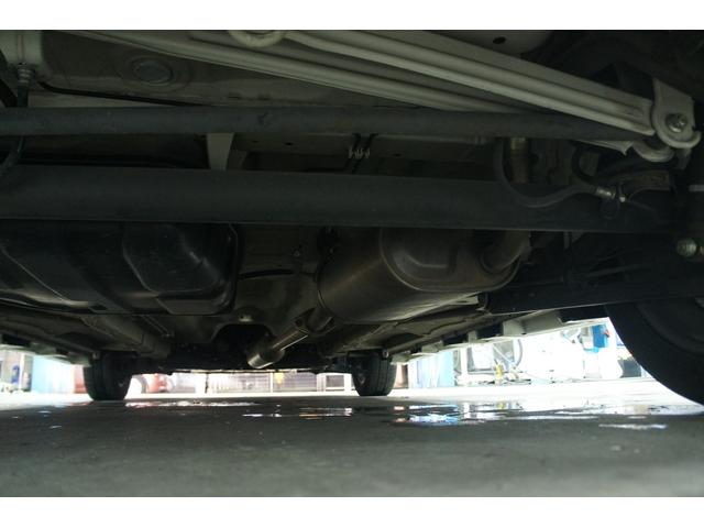 ソリオ ブラック＆ホワイトＩＩ　ナビ　フルセグＴＶ　ＥＴＣ　両側パワードア　保証１年　Ｂｌｕｅｔｏｏｔｈ接続　ＨＩＤヘッドライト　シートヒーター　ステアリングリモコン　オートライト　両側パワースライドドア　プッシュスタート（63枚目）