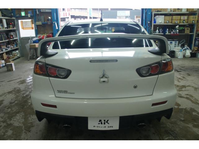 ランサー ＧＳＲエボリューションＸ　純正ナビ　フルセグＴＶ　バックカメラ　保証１年　Ｂｌｕｅｔｏｏｔｈ接続　ターボ　ＨＩＤヘッドライト　スマートキー　オートライト　キーレスエントリー　ＥＴＣ（36枚目）