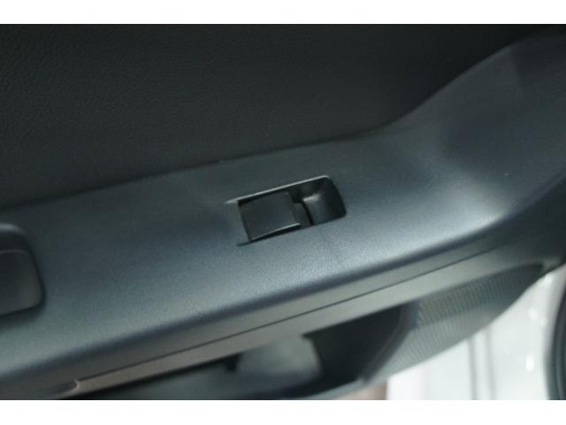 ランサー ＧＳＲエボリューションＸ　純正ナビ　フルセグＴＶ　バックカメラ　保証１年　Ｂｌｕｅｔｏｏｔｈ接続　ターボ　ＨＩＤヘッドライト　スマートキー　オートライト　キーレスエントリー　ＥＴＣ（53枚目）