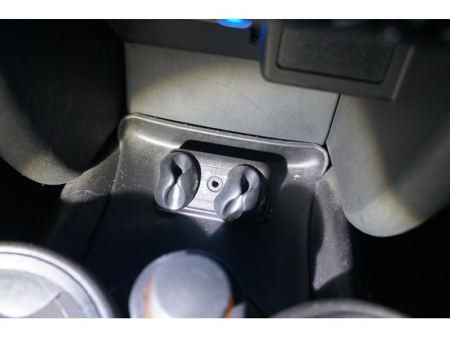 �k�h�m�d�����ʐ^�ɂē����O�����t�\��k�h�m�d�@�h�c���������R�X�R�S��