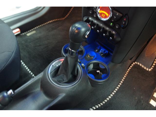 �k�h�m�d�����ʐ^�ɂē����O�����t�\��k�h�m�d�@�h�c���������R�X�R�S��