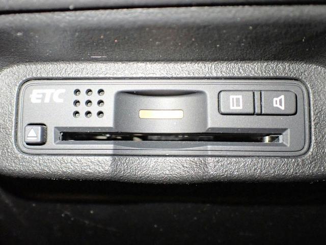 フリード Ｇ　プレミアムエディション　純正メモリーナビフルセグＴＶ　ＣＤ　ＤＶＤ　ＳＤ　Ｂｌｕｅｔｏｏｔｈ　バックカメラ　ＥＴＣ　インテリキー（スペアあり）　両側パワースライドドア　ＨＩＤ　クルーズコントロール　前後ドライブレコーダー（6枚目）
