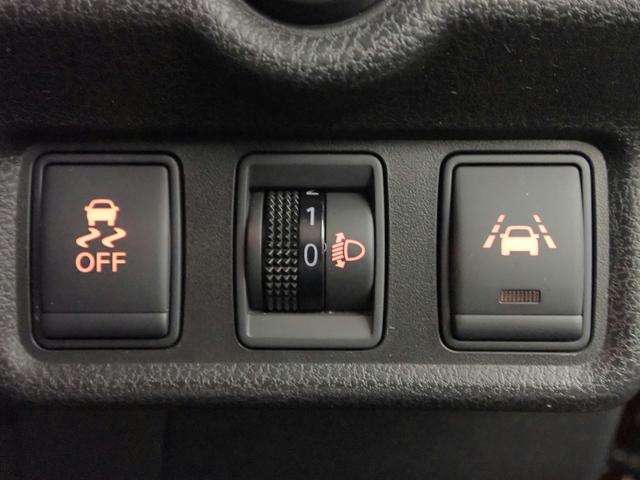 ノート 純正メモリーナビフルセグTV CD DVD SD Bluetooth AUX 衝突軽減ブレーキ LEDヘッドライト インテリキー タイミングチェーン車 ワンオーナー車 自社買取車(8枚目)