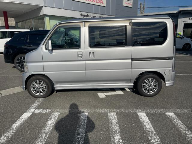 バモス Ｍ　純正ＣＤ　５速ＭＴ　４ＷＤ　キーレス　両側スライドドア　社外１３インチアルミ　自社（10枚目）