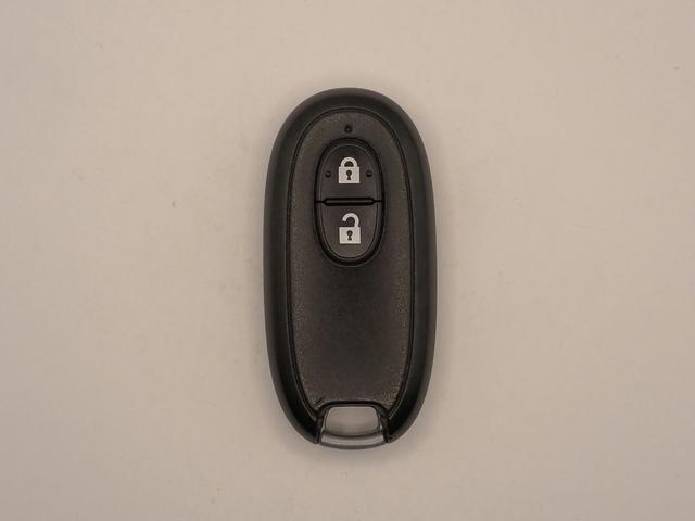 アルトラパン ＸＬ　社外メモリーナビワンセグＴＶ　ＣＤ　バックカメラ　ＥＴＣ　インテリキー　シートヒーター　アイドリングストップ　純正１４インチアルミ　タイミングチェーン車　ツートンルーフ　自社買取車（7枚目）