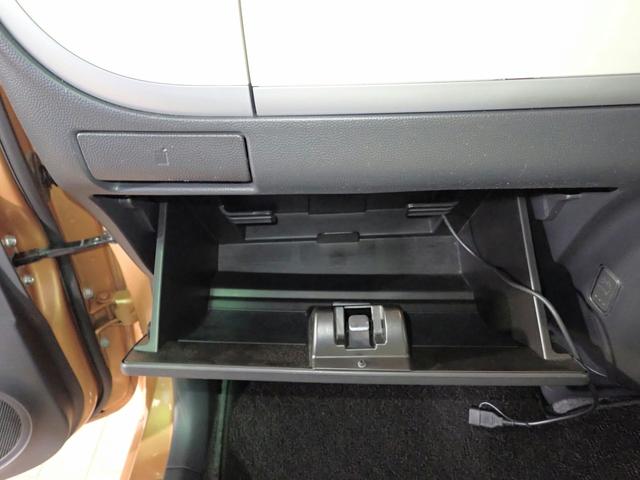 アルトラパン ＸＬ　社外メモリーナビワンセグＴＶ　ＣＤ　バックカメラ　ＥＴＣ　インテリキー　シートヒーター　アイドリングストップ　純正１４インチアルミ　タイミングチェーン車　ツートンルーフ　自社買取車（14枚目）