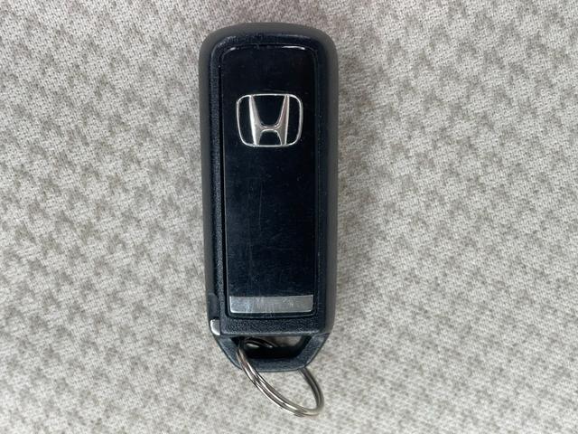 Ｎ－ＯＮＥ Ｇ　保証付　車検２年付　禁煙車　修復歴無　コンピュータ診断済　パワステ　アイドリングストップ　ＥＳＣ　スマートキー　電格ミラー　ベンチシート　フルフラット　ナビ　ＣＤ　ＤＶＤ　ＴＶ　ＥＴＣ　社外アルミ（13枚目）