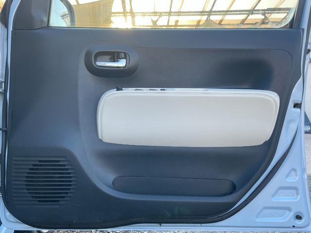 ミラココア ココアプラスＸ　保証付　修復歴無　車検２年付　禁煙車　エアバッグ　ＡＢＳ　パワステ　盗難防止装置　ＡＣ　ＰＷ　電格ミラー　ナビ　ＴＶ　ＣＤ　ＤＶＤ　Ｂｌｕｅｔｏｏｔｈ　スマートキー　フロントフォグランプ　ルーフレール（40枚目）