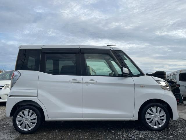 デイズルークス Ｘ　保証付　修復歴無　車検２年付　禁煙車　コンピュータ診断済　ナビ　ＴＶ　ＣＤ　ＤＶＤ　Ｂｌｕｅｔｏｏｔｈ　バックカメラ　全周囲カメラ　ＥＴＣ　スマートキー　両側スライド片側電動ドア　アイドリングストップ（22枚目）