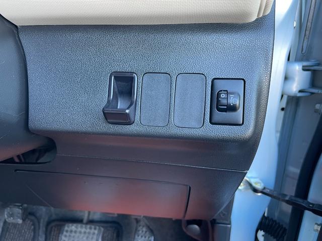 ミラココア ココアＸスペシャル　保証付　修復歴無　車検２年付　禁煙車　コンピュータ診断済　ナビ　ＴＶ　ＣＤ　ＤＶＤ　ＥＴＣ　キーレス　ベンチシート　フルフラット　ＡＣ　ＰＷ　電格ミラー　盗難防止装置　衝突安全ボディ　エアバッグ（37枚目）