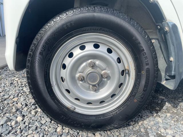 ＮＶ１００クリッパーバン ＤＸ　保証付　車検２年付　ラジオ　エアバッグ　パワステ　ＡＣ　ベンチシート　フルフラット（24枚目）