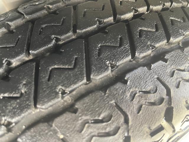 ＮＶ１００クリッパーバン ＤＸ　保証付　車検２年付　ラジオ　エアバッグ　パワステ　ＡＣ　ベンチシート　フルフラット（25枚目）