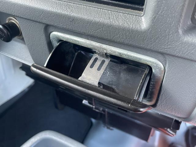 ＮＶ１００クリッパーバン ＤＸ　保証付　車検２年付　ラジオ　エアバッグ　パワステ　ＡＣ　ベンチシート　フルフラット（37枚目）