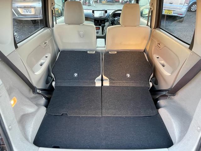 ムーヴ Ｘ　ＳＡＩＩ　保証付　禁煙車　ナビ　ＣＤ　ＤＶＤ　スマートキー　純正アルミ　オートライト　ベンチシート　フルフラット　電格ミラー　ＰＷ　ＡＣ　アイドリングストップ　ＥＳＣ　パワステ　エアバッグ　ＡＢＳ　盗難防止装置（6枚目）