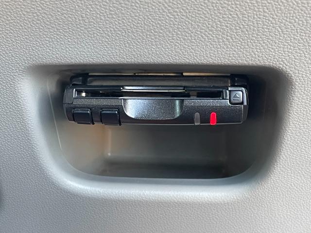 ムーヴ Ｘ　ＳＡＩＩ　保証付　禁煙車　ナビ　ＣＤ　ＤＶＤ　スマートキー　純正アルミ　オートライト　ベンチシート　フルフラット　電格ミラー　ＰＷ　ＡＣ　アイドリングストップ　ＥＳＣ　パワステ　エアバッグ　ＡＢＳ　盗難防止装置（9枚目）