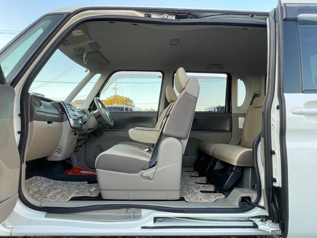 タント Xリミテッド 保証付 車検2年付 禁煙車 スマートキー 片側電動スライドドア 電格ミラー CD ラジオ ベンチシート フルフラット パワステ エアバッグABS 盗難防止装置 衝突安全ボディ AC PW スペアタイヤ(6枚目)