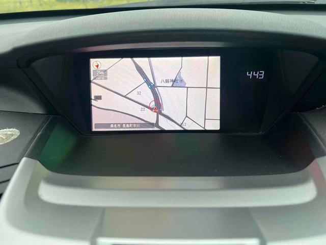 オデッセイ アブソルート　バックカメラ　ナビ　ＴＶ　オートクルーズコントロール　ＨＩＤ　スマートキー　電動格納ミラー　ＡＴ　アルミホイール　ＣＤ　ＤＶＤ再生　Ｂｌｕｅｔｏｏｔｈ　盗難防止システム　衝突安全ボディ　ＡＢＳ　ＥＳＣ（3枚目）