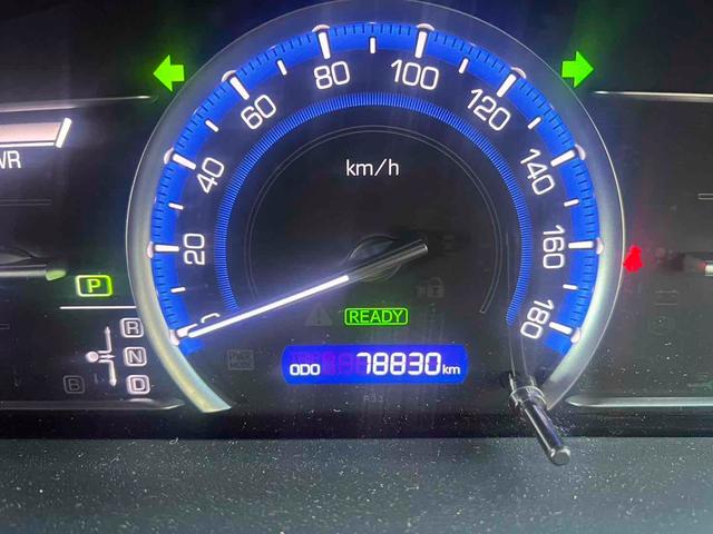 ヴォクシー ハイブリッドＶ　ｘ９　アルパインナビ　ドライブレコーダー　ＥＴＣ　オートクルーズコントロール　両側電動スライドドア　ＬＥＤヘッドランプ　スマートキー　シートヒーター　３列シート　ＣＶＴ　アルミホイール（11枚目）