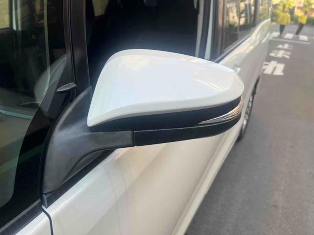 ヴォクシー ハイブリッドＶ　ｘ９　アルパインナビ　ドライブレコーダー　ＥＴＣ　オートクルーズコントロール　両側電動スライドドア　ＬＥＤヘッドランプ　スマートキー　シートヒーター　３列シート　ＣＶＴ　アルミホイール（22枚目）