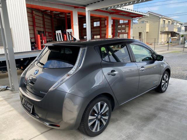リーフ Ｇ（３０ｋｗｈ）　１７７ｋｍ走行可能　３０Ｘ　１００Ｖコンセント　ソーラーパネル　アラウンドビューモニター　ＢＯＳＥスピーカー　純正ナビ　ＴＶ　ＥＴＣ　ＬＥＤライト　エマージェンシーブレーキ　シート＆ハンドルヒーター（8枚目）