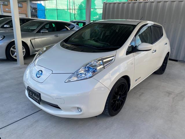 リーフ Ｘ（３０ｋｗｈ）　１１９ｋｍ走行可能　３０Ｘ　ＯＺ１８ＡＷ　ローダウン　純正ナビ　ＴＶ　ＴＶキャンセラー　ＥＴＣ　ドライブレコーダー　ＬＥＤライト　ＬＥＤフォグ　エマージェンシーブレーキ　シート＆ハンドルヒーター（4枚目）