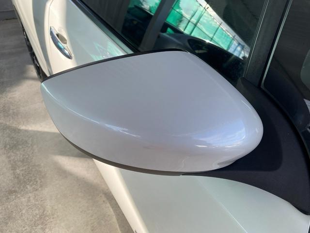 リーフ Ｘ（３０ｋｗｈ）　１１９ｋｍ走行可能　３０Ｘ　ＯＺ１８ＡＷ　ローダウン　純正ナビ　ＴＶ　ＴＶキャンセラー　ＥＴＣ　ドライブレコーダー　ＬＥＤライト　ＬＥＤフォグ　エマージェンシーブレーキ　シート＆ハンドルヒーター（19枚目）