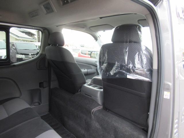 ＮＶ３５０キャラバンバン ロングプレミアムＧＸターボ　２．５リッターディーゼルターボ　２ＷＤ／４ＷＤ切替式　ＮＯＸ適合車　Ｂｌｕｅｔｏｏｔｈ対応ナビフルセグナビ　ＥＴＣ　バックカメラ　スマートキープッシュスタート電動格納式ドアミラー　車検　整備　保証付き（43枚目）
